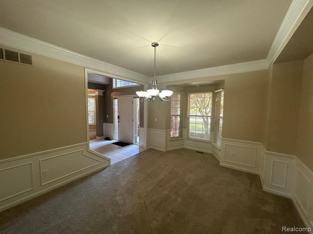 49100 RUNNING TROUT Lane, Northville, MI — Photo 12
