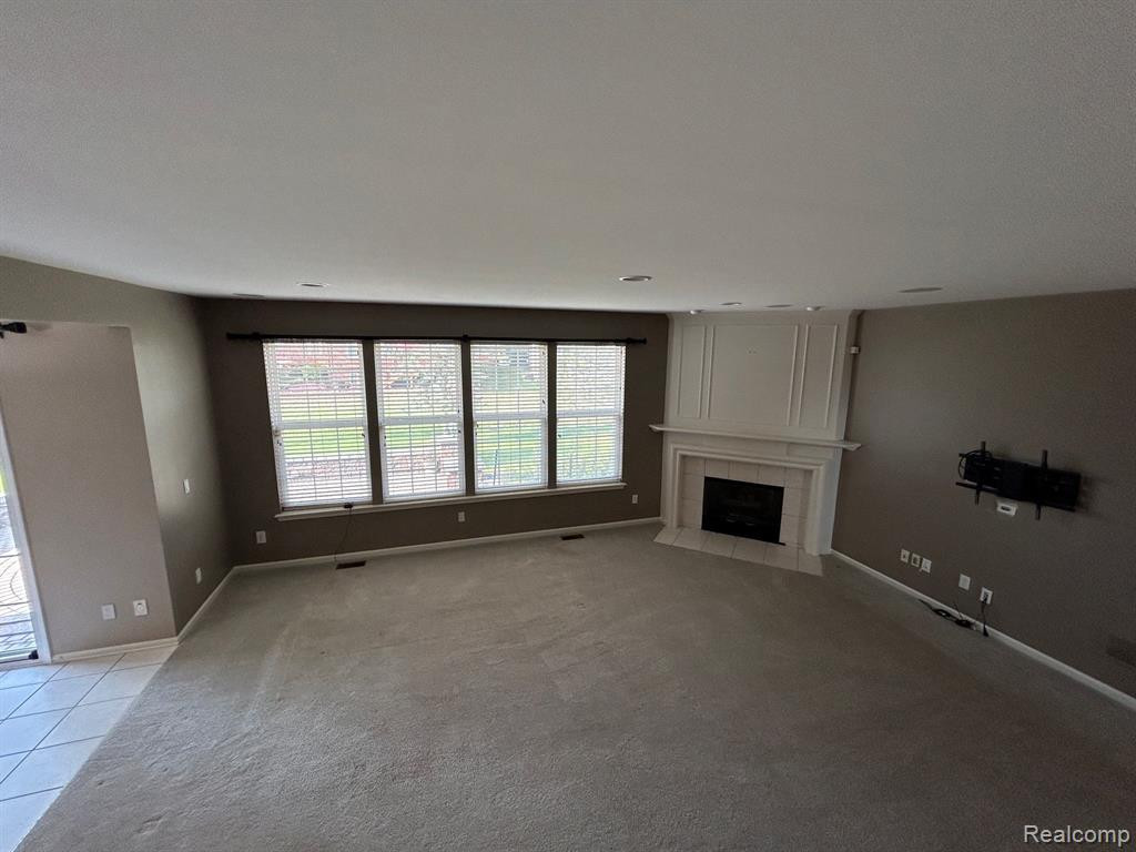49100 RUNNING TROUT Lane, Northville, MI — Photo 16