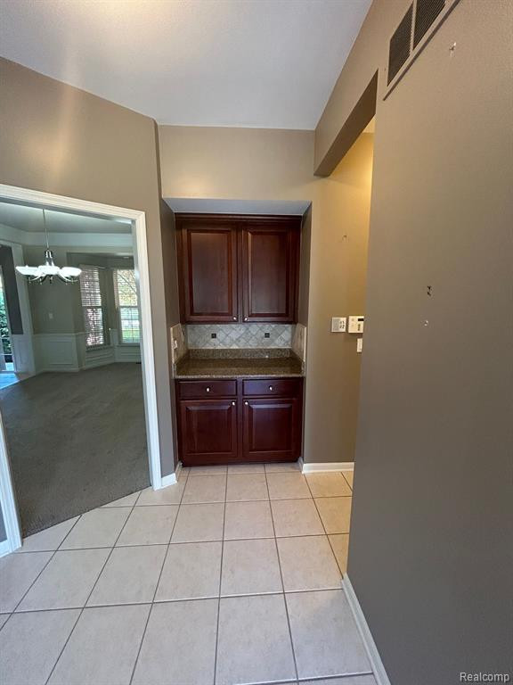49100 RUNNING TROUT Lane, Northville, MI — Photo 22