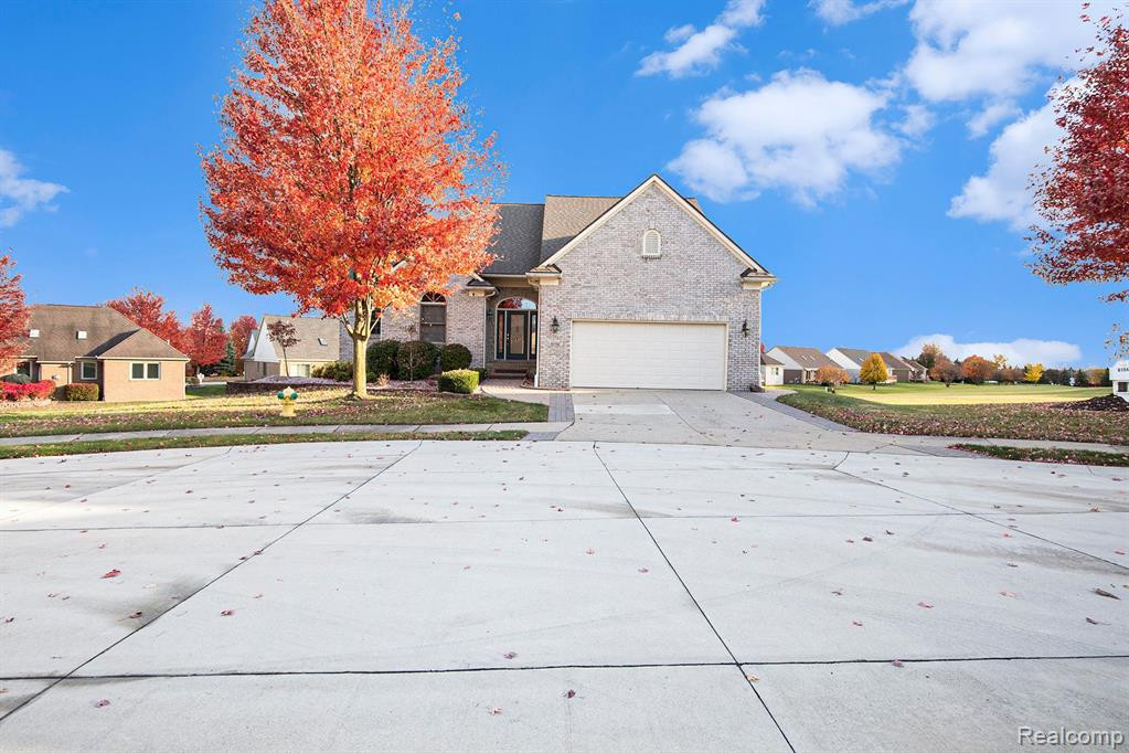 8154 PRESTWICK Lane, Washington, MI 48095 — Photo 2