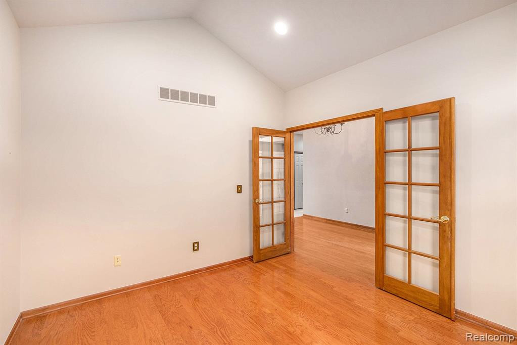 8154 PRESTWICK Lane, Washington, MI 48095 — Photo 7