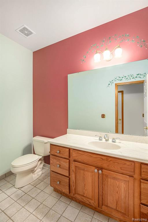8154 PRESTWICK Lane, Washington, MI 48095 — Photo 23