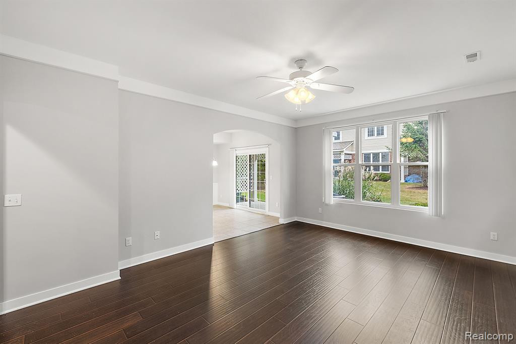 6191 Windemere Lane, Utica, MI 48316 — Photo 13