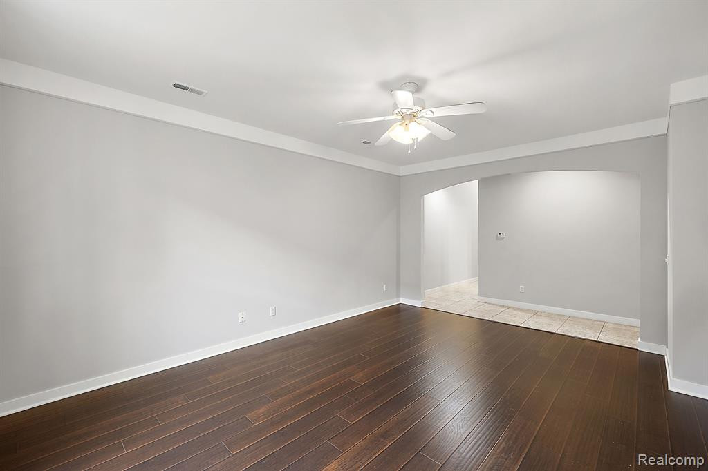 6191 Windemere Lane, Utica, MI 48316 — Photo 14