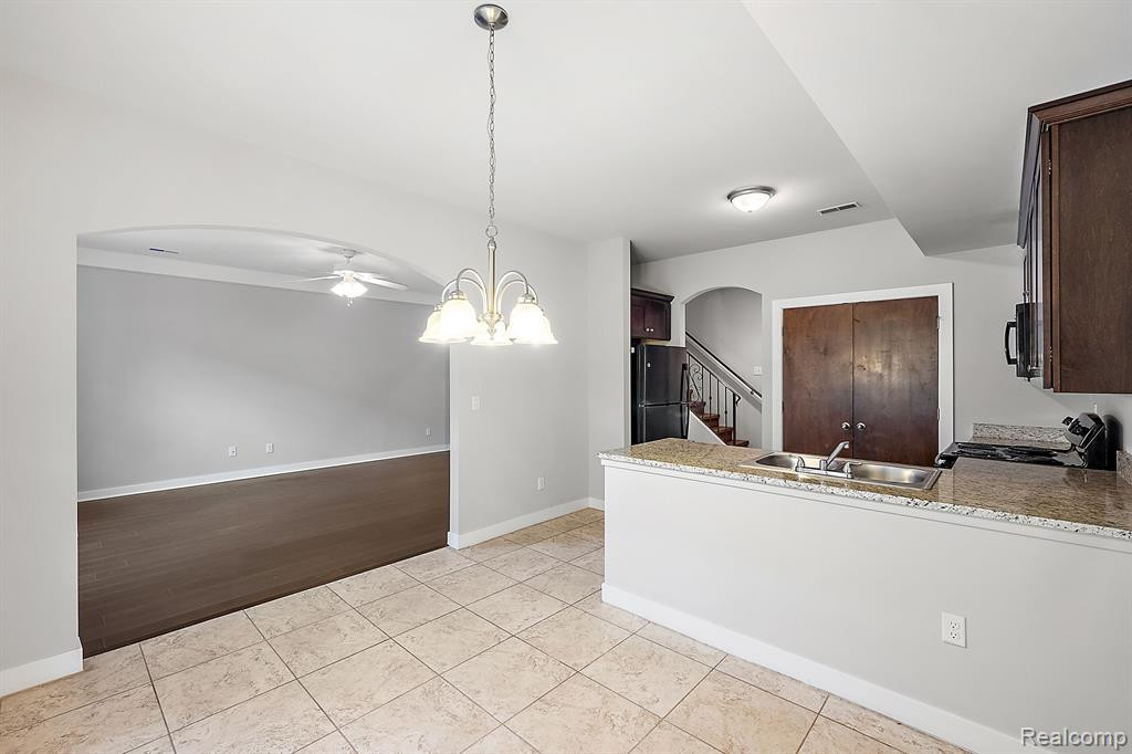 6191 Windemere Lane, Utica, MI 48316 — Photo 18