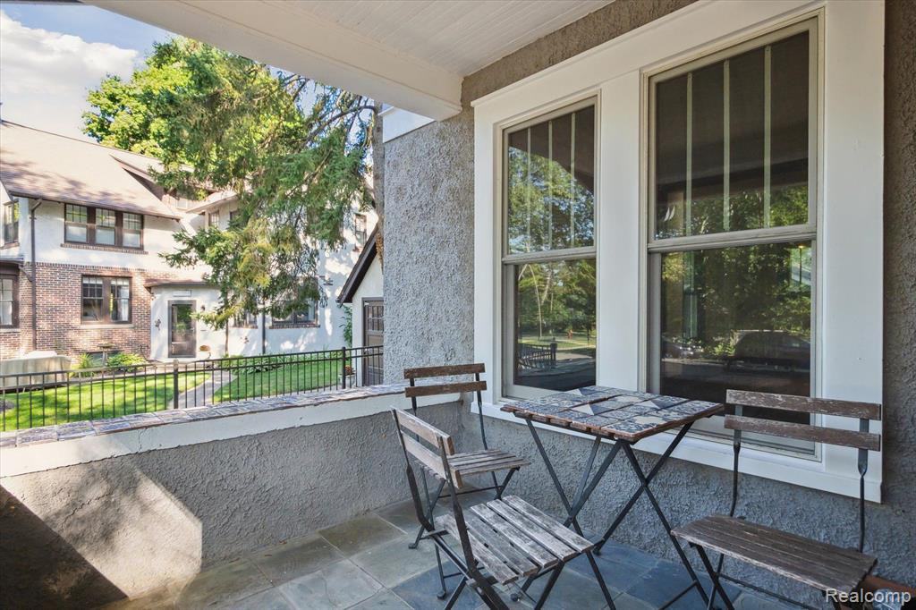 1303 BROOKLYN Avenue, Ann Arbor, MI 48104 — Photo 5
