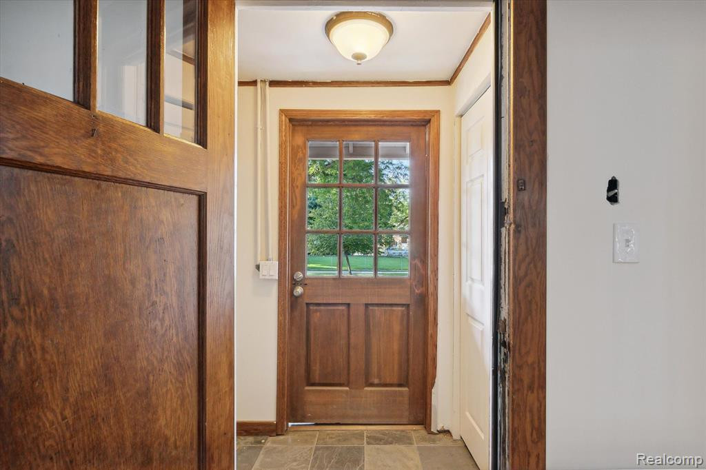 1303 BROOKLYN Avenue, Ann Arbor, MI 48104 — Photo 6