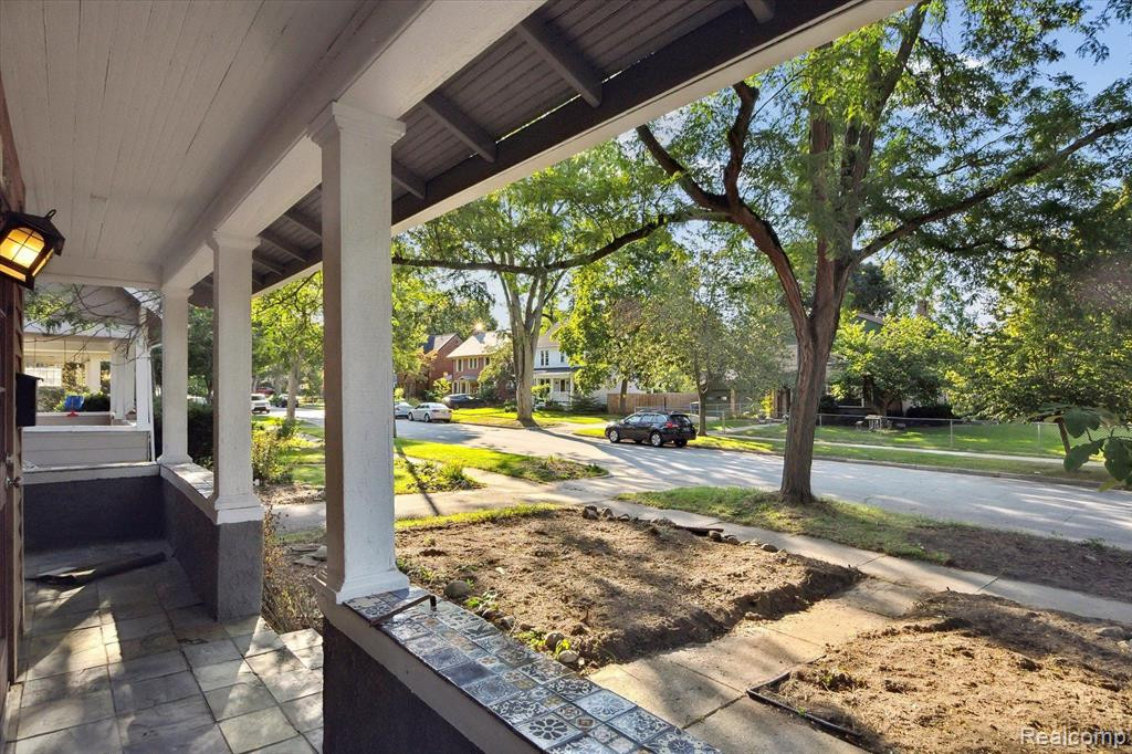 1303 BROOKLYN Avenue, Ann Arbor, MI 48104 — Photo 9