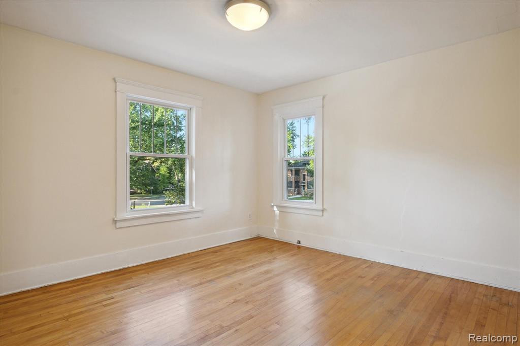 1303 BROOKLYN Avenue, Ann Arbor, MI 48104 — Photo 37