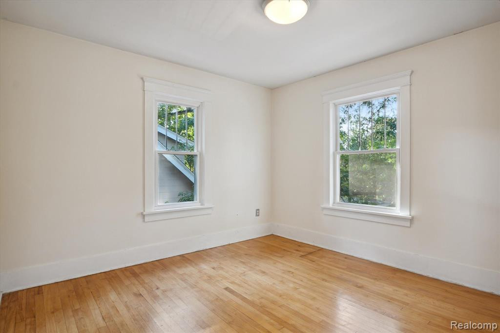 1303 BROOKLYN Avenue, Ann Arbor, MI 48104 — Photo 41