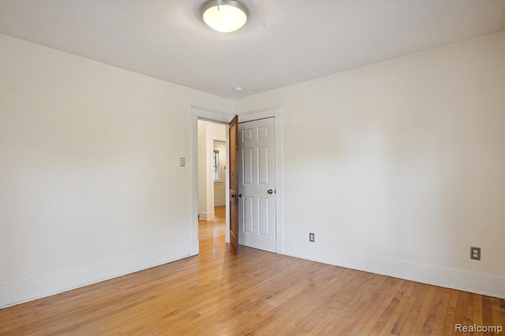1303 BROOKLYN Avenue, Ann Arbor, MI 48104 — Photo 42