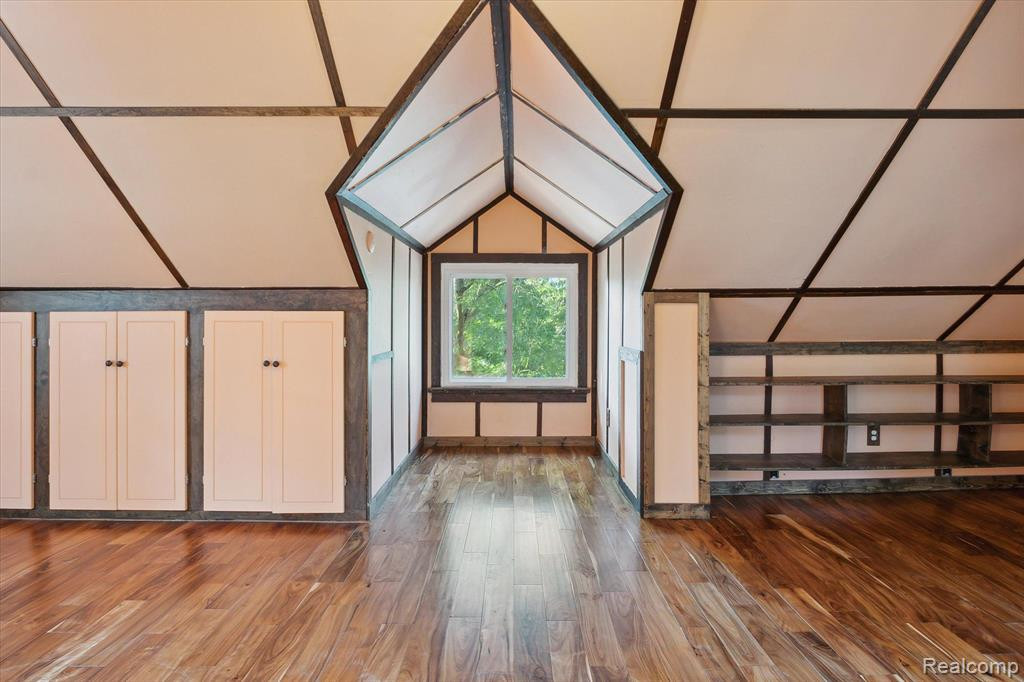 1303 BROOKLYN Avenue, Ann Arbor, MI 48104 — Photo 47