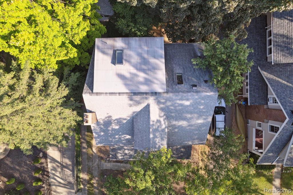 1303 BROOKLYN Avenue, Ann Arbor, MI 48104 — Photo 60