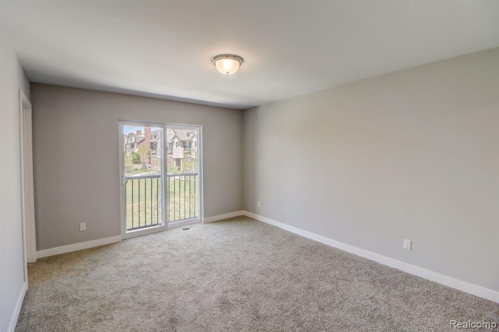 25511 GRANDVIEW Lane, 27, Novi, MI — Photo 32