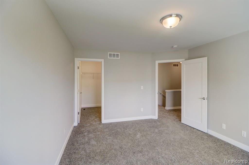 25511 GRANDVIEW Lane, 27, Novi, MI — Photo 33