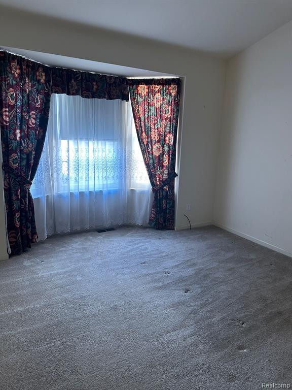 22832 WOODCREEK Drive, Taylor, MI 48180 — Photo 6