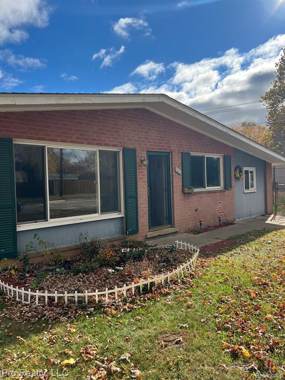 539 FOREST Street, Westland, MI 48186 — front exterior