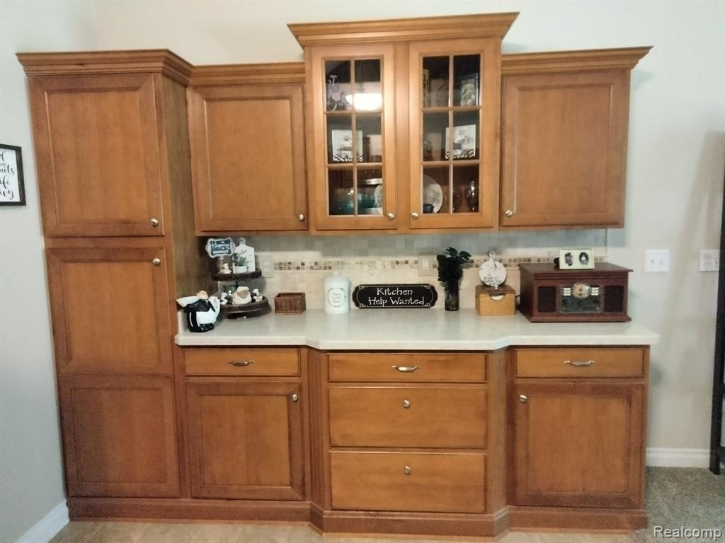 22460 WHITE PINE Drive, New Boston, MI 48164 — Photo 20
