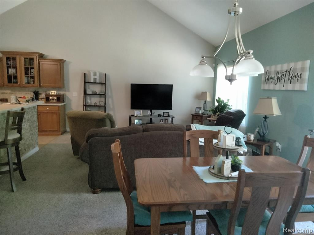 22460 WHITE PINE Drive, New Boston, MI 48164 — Photo 25
