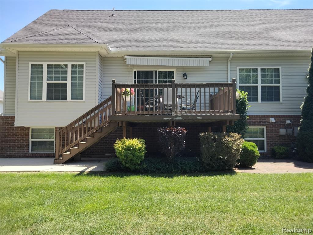22460 WHITE PINE Drive, New Boston, MI 48164 — Photo 47