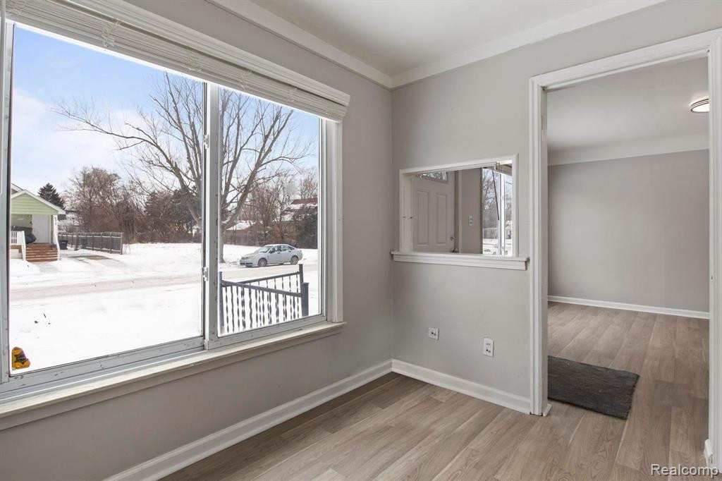 6512 PLAINVIEW Avenue, Detroit, MI 48228 — Photo 13