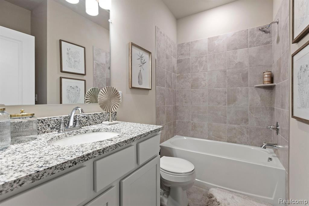 2230 Chase Drive, 99, Howell, MI 48855 — Photo 11