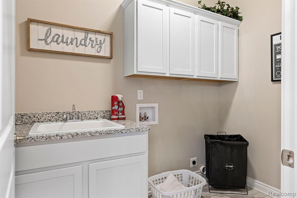 2240 Chase Drive, Howell, MI, 48855