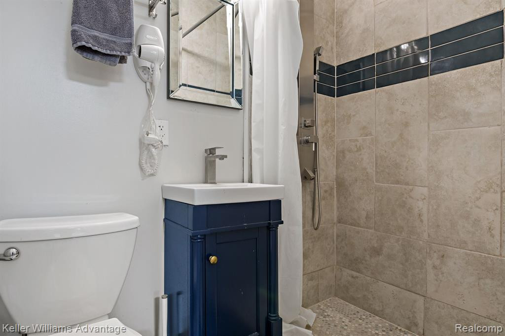 224 Worcester Place, Detroit, MI 48203 — Photo 23