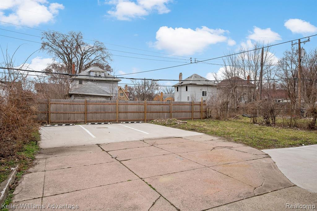 224 Worcester Place, Detroit, MI 48203 — Photo 37