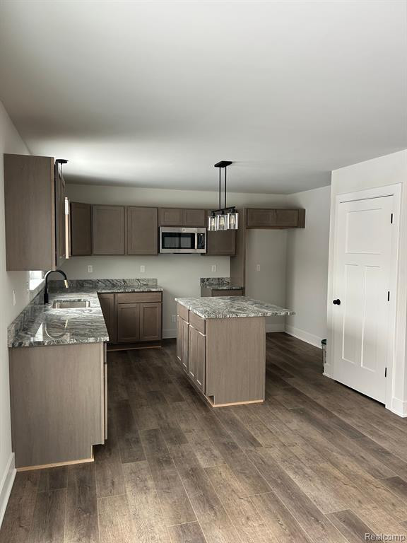 13658 STAMFORD Road, Belleville, MI 48111 — Photo 14
