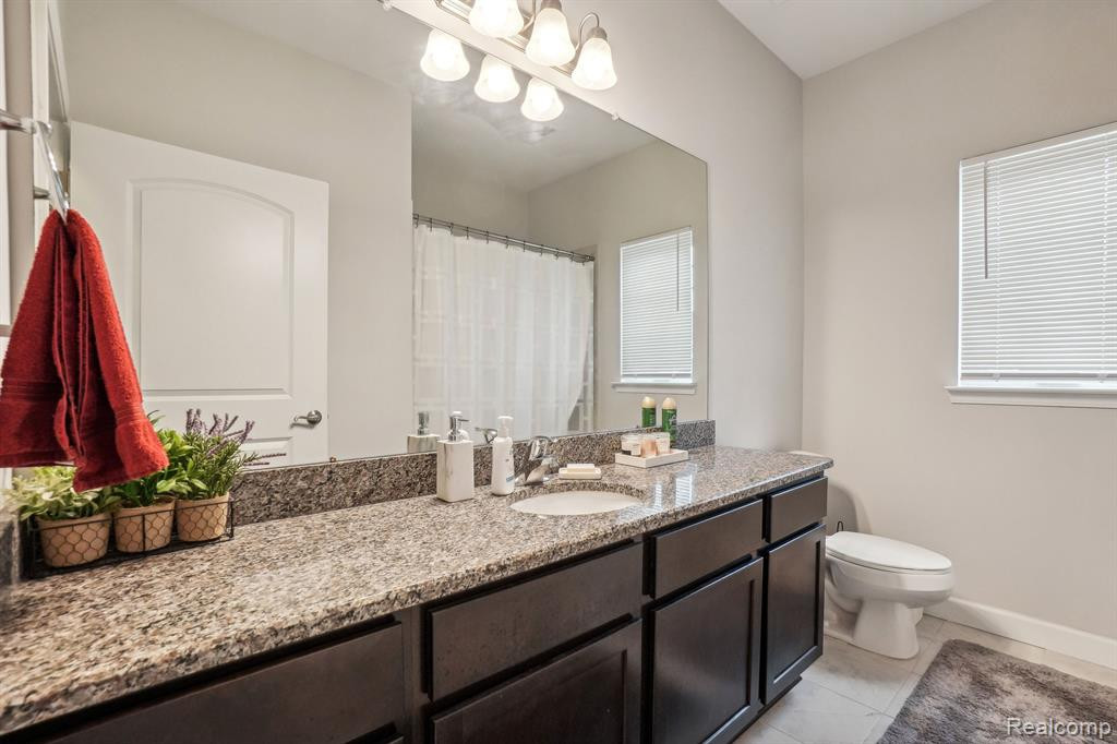 5525 ARBOR CHASE Drive, Ann Arbor, MI 48103 — Photo 14