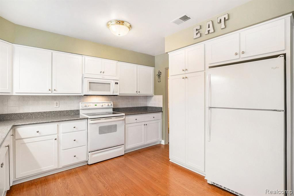 515 LYNN Street, Flushing, MI 48433 — Photo 13