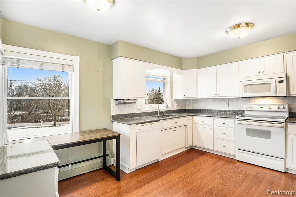 515 LYNN Street, Flushing, MI 48433 — Photo 14