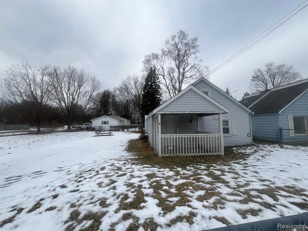 4248 MORRISON Street, Burton, MI 48529 — Photo 2