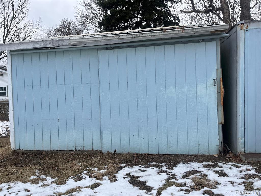 4248 MORRISON Street, Burton, MI 48529 — Photo 11