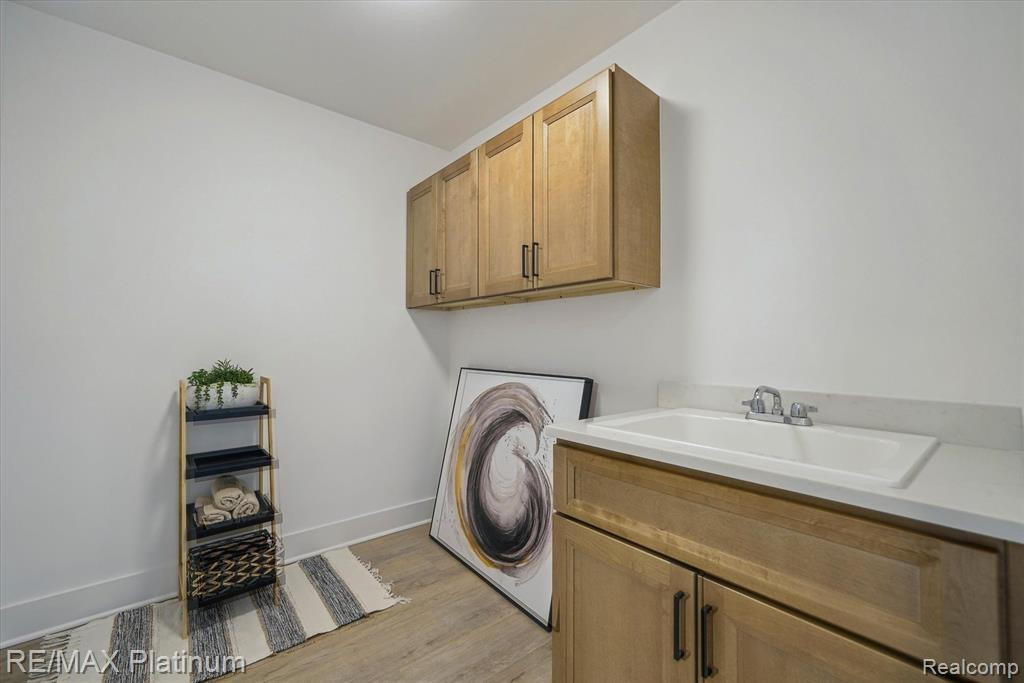 1688 Pinecroft Lane, Howell, MI 48855 — Photo 11