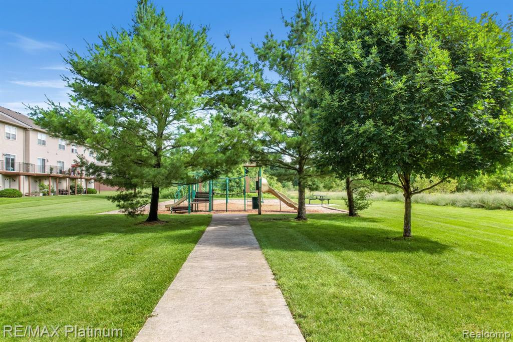 1688 Pinecroft Lane, Howell, MI 48855 — Photo 19