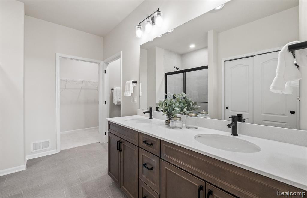 759 W SPANIEL Drive, Ann Arbor, MI 48108 — Photo 15