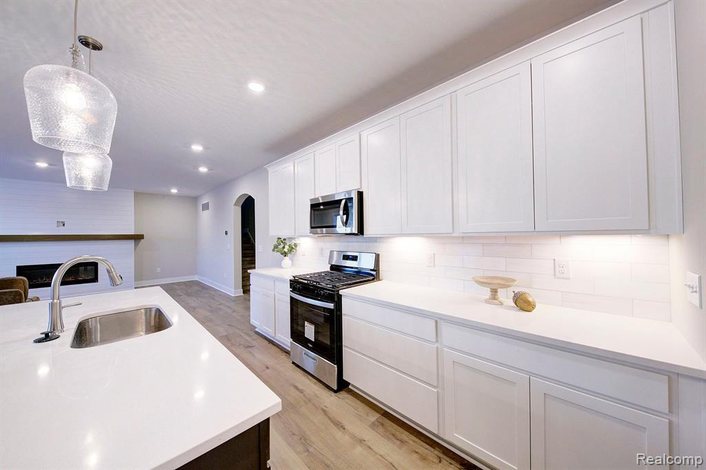 508 Birkdale, Howell, MI 48843 — Photo 14