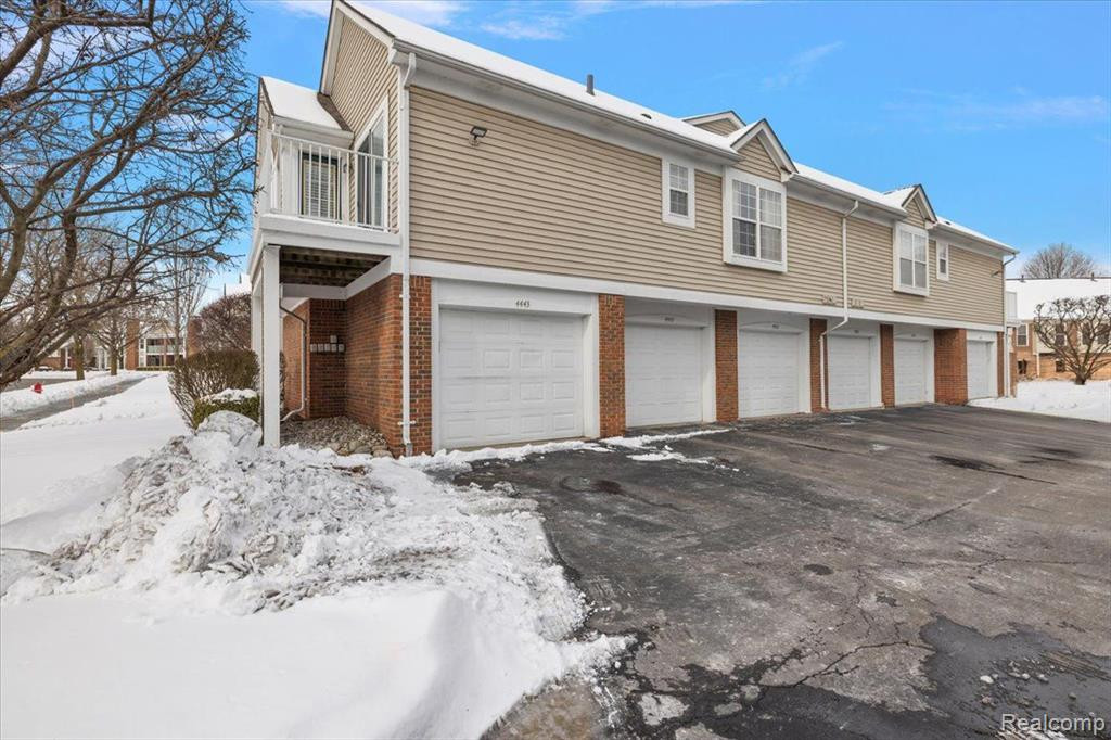 4443 BERKSHIRE Drive, Sterling Heights, MI 48314 — Photo 7