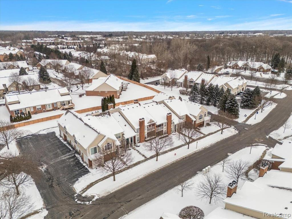 4443 BERKSHIRE Drive, Sterling Heights, MI 48314 — Photo 12