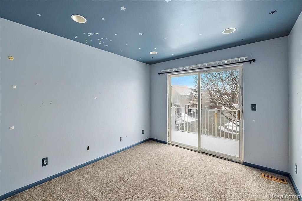 4443 BERKSHIRE Drive, Sterling Heights, MI 48314 — Photo 37