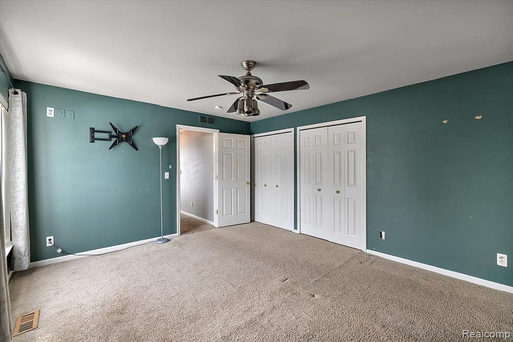 4443 BERKSHIRE Drive, Sterling Heights, MI 48314 — Photo 40