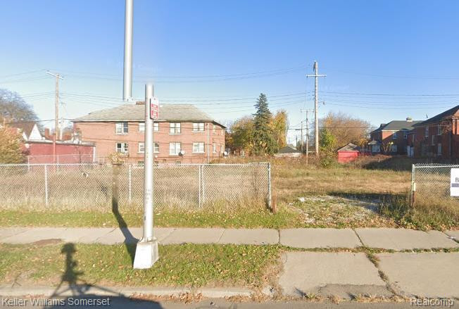 240 Hendrie Street, Detroit, MI, 48202