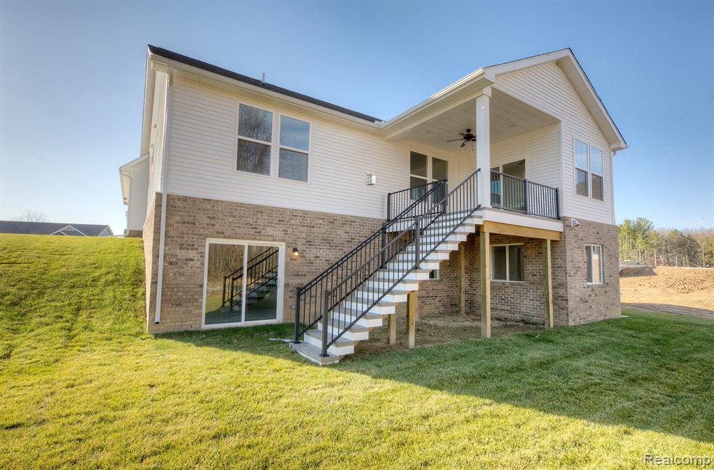 MOH 51 BIRKDALE Drive, Howell, MI 48843 — Photo 2