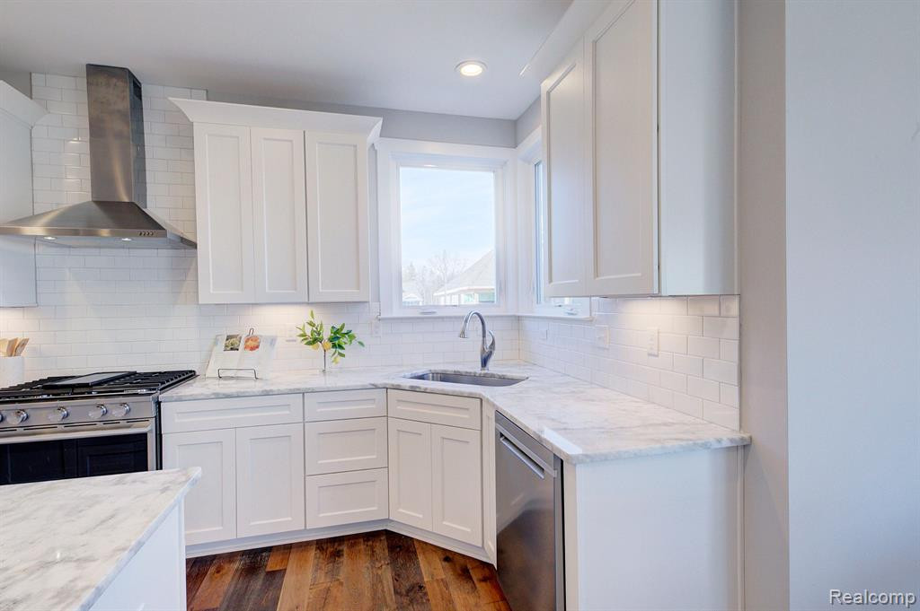 MOH 51 BIRKDALE Drive, Howell, MI 48843 — Photo 12