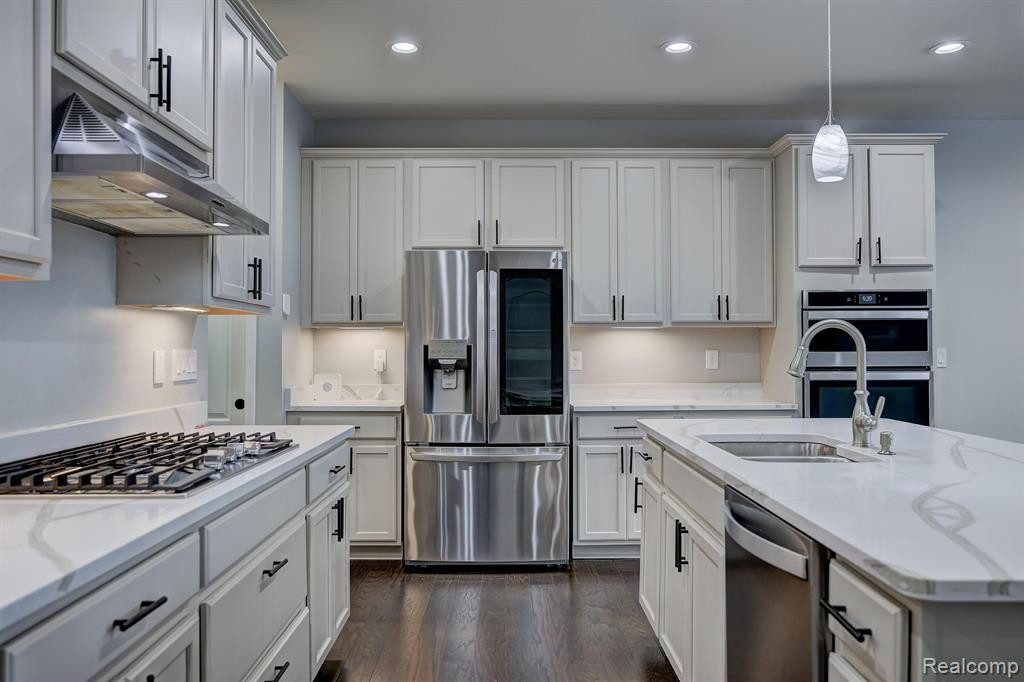 43576 Prospect Lane, 20, Novi, MI — Photo 8