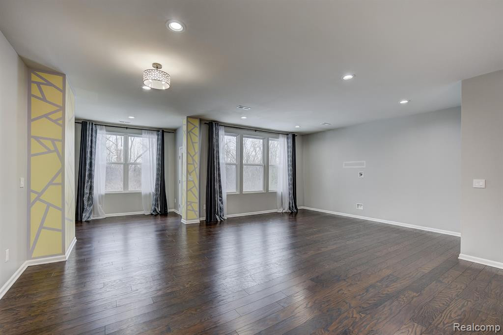 43576 Prospect Lane, 20, Novi, MI — Photo 11