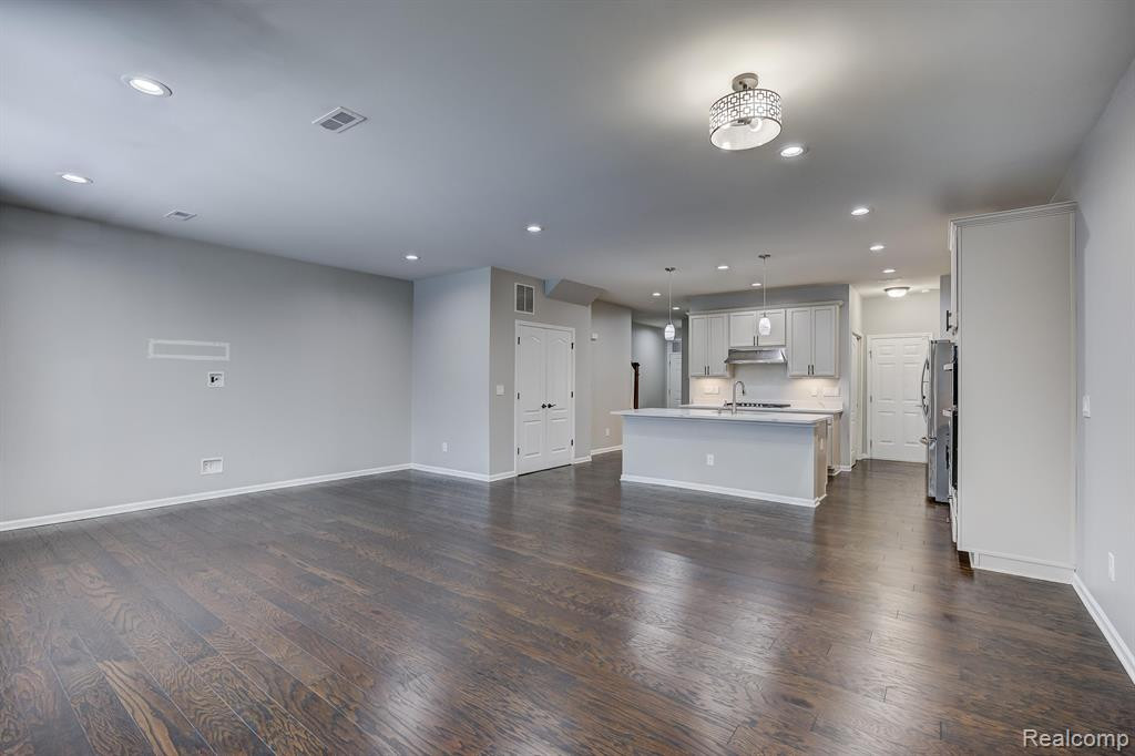 43576 Prospect Lane, 20, Novi, MI — Photo 15