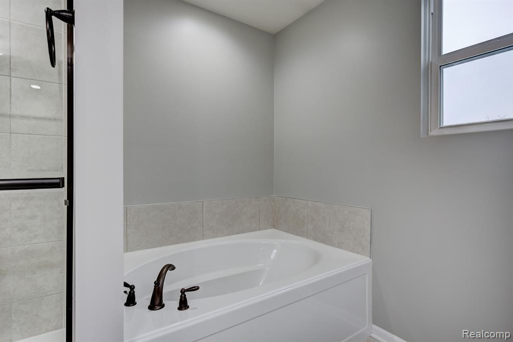 43576 Prospect Lane, 20, Novi, MI — Photo 33